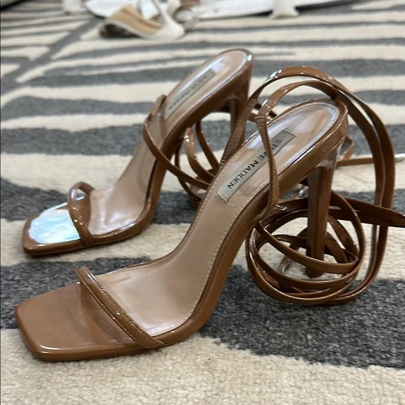 Steve Madden Tan Strappy Heels - Picture 4 of 5